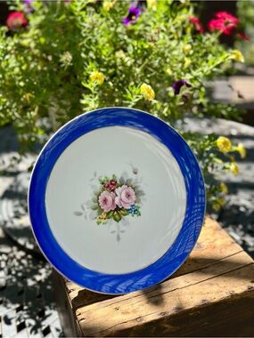 Vintage Occupied Japan Hand Painted Cobalt Blue 10 inch Floral Plate